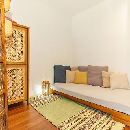Апартаменти Exotica - En Plein Coeur De St Gilles Les Bains Сен-Жиль-ле-Бен Екстер'єр фото