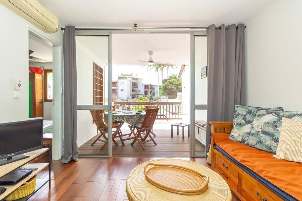 Апартаменти Exotica - En Plein Coeur De St Gilles Les Bains Сен-Жиль-ле-Бен Екстер'єр фото